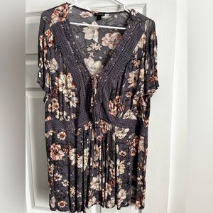 Lilac floral babydoll blouse with crochet inset